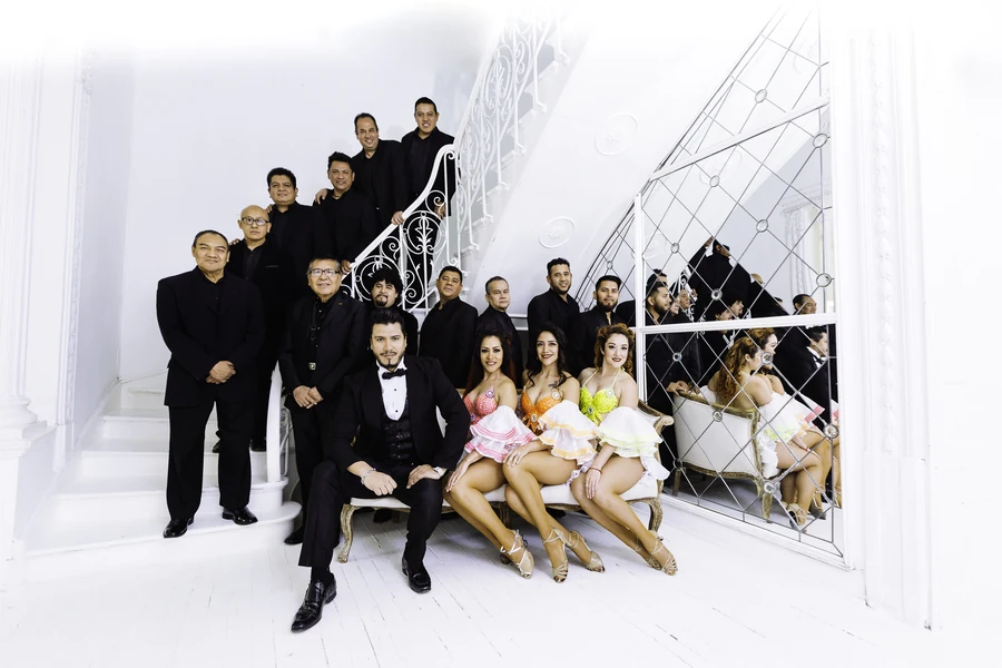 La orquesta en sesión